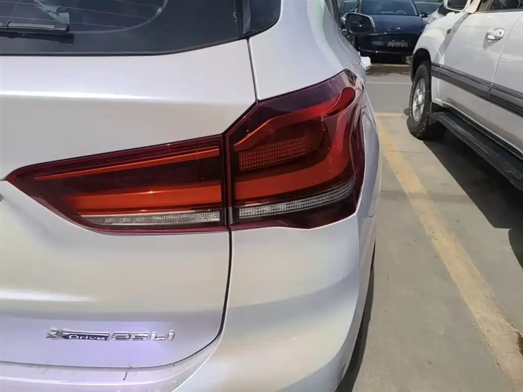BMW X1 2022 facelift xDrive25Li exclusive model купить на сайте DeffCars