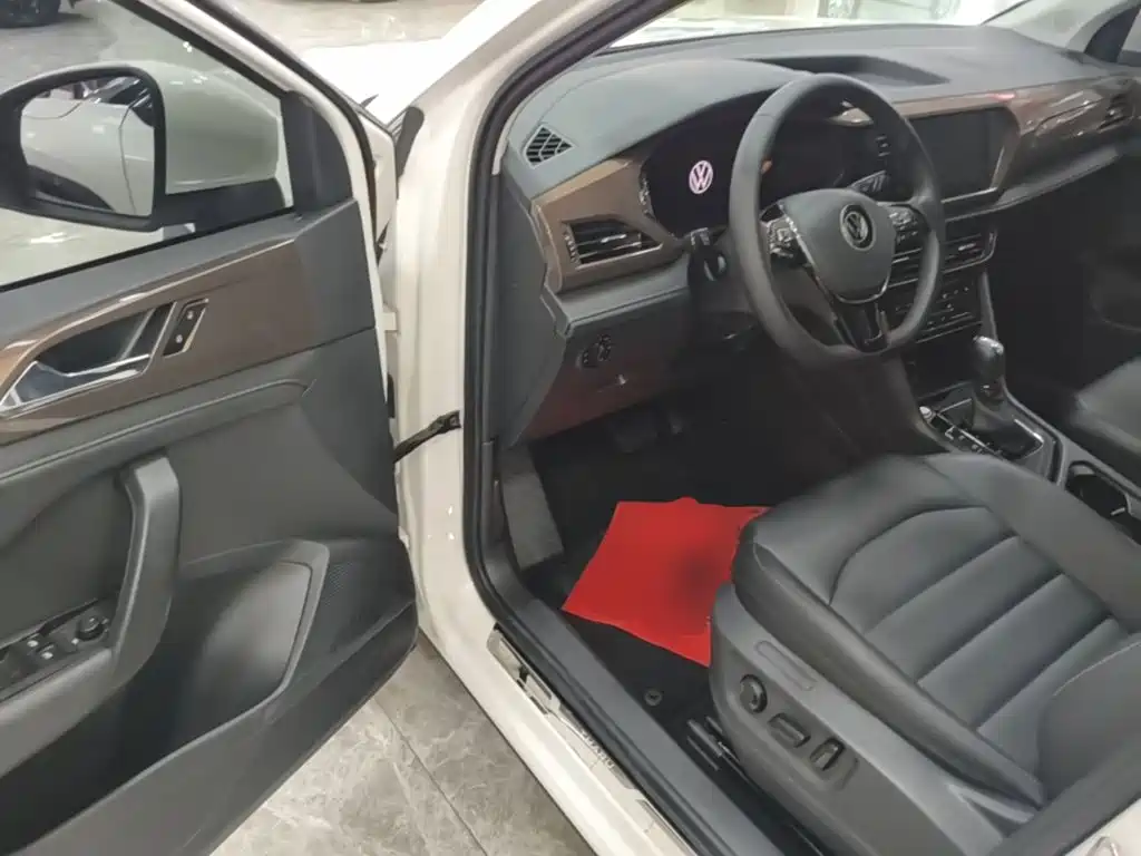 Tuyue 2022 330TSI four-wheel drive luxury version купить на сайте DeffCars