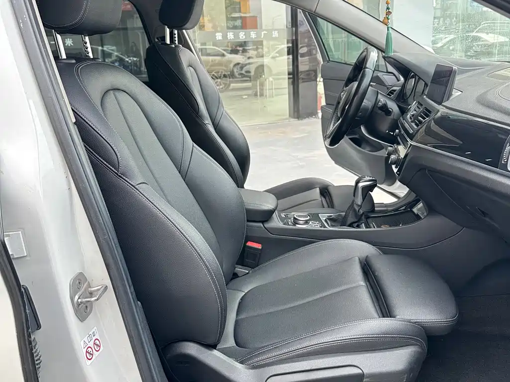 BMW 1 Series 2019 118i M Sports Package купить на сайте DeffCars