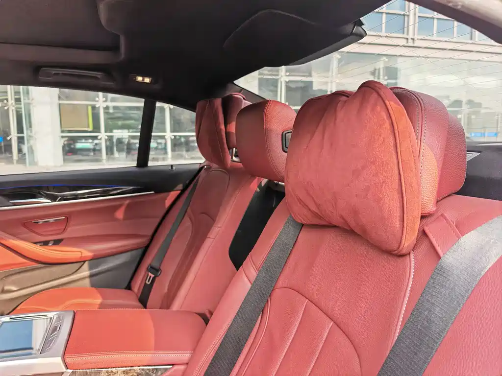 BMW 5 Series 2018 facelift 530Li Exclusive M Sports Package купить на сайте DeffCars