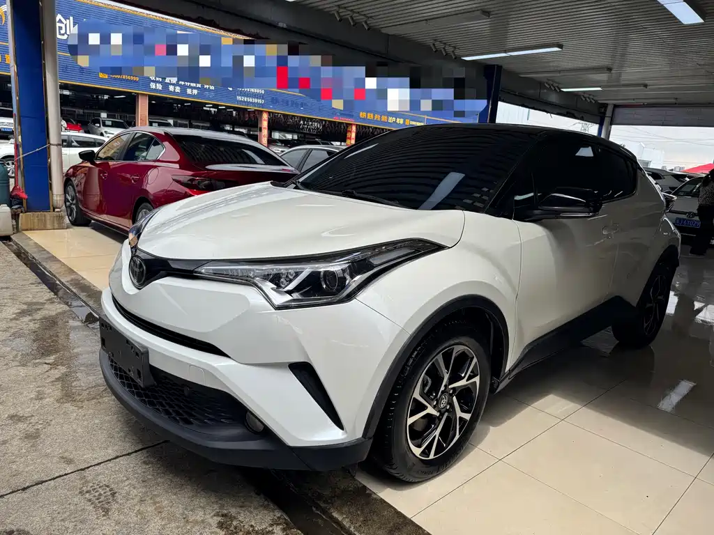 Toyota C-HR 2020 2.0L Leading Edition купить на сайте DeffCars