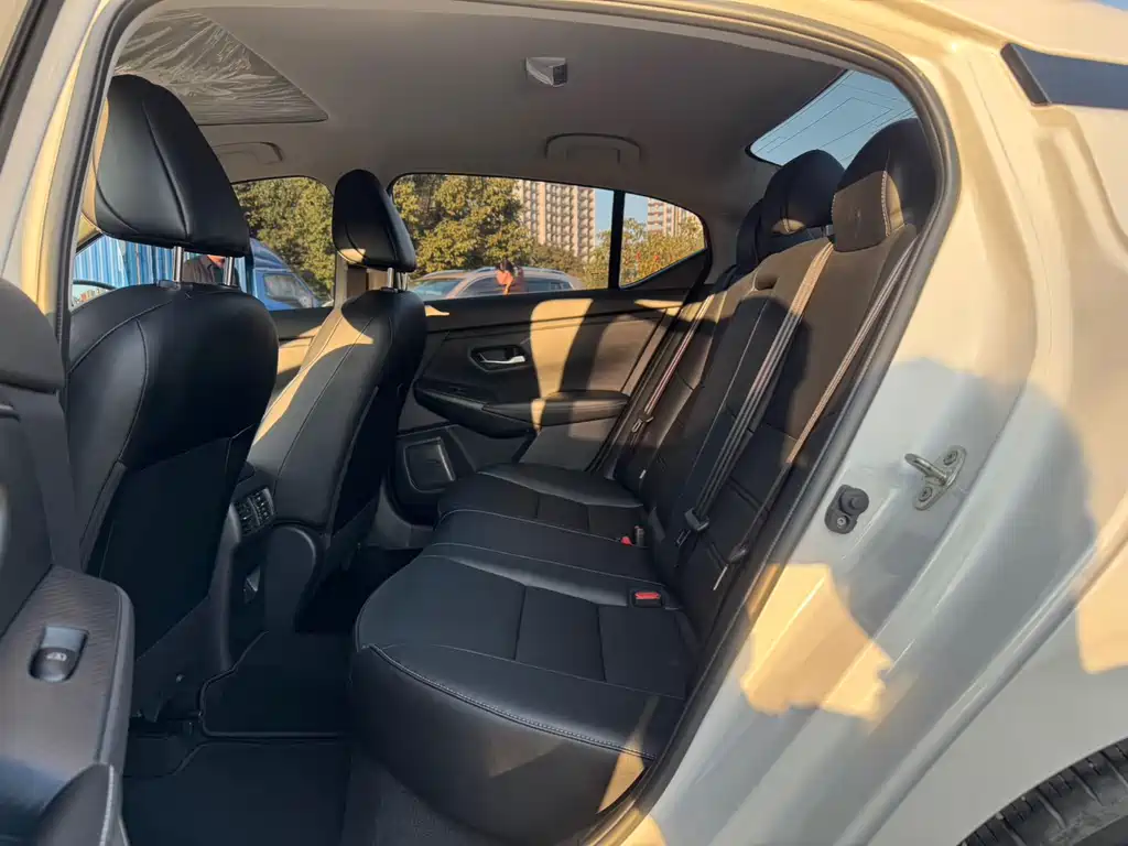 Sylphy 2023 facelift 1.6L CVT Enjoyment Edition купить на сайте DeffCars