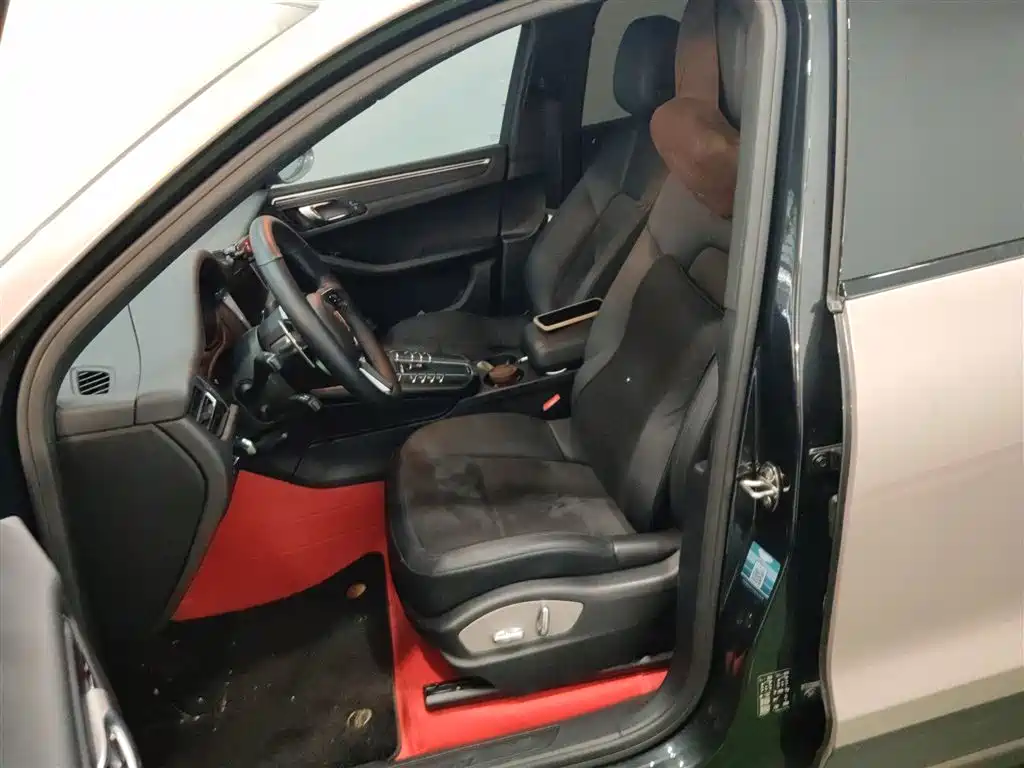 Macan 2018 Macan 2.0T купить на сайте DeffCars