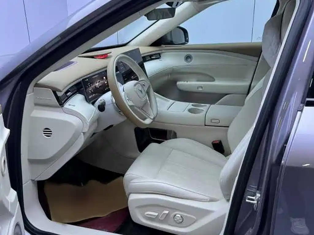 Lantu FREE 2025 FREE+ four-wheel drive Qiankun version купить на сайте DeffCars
