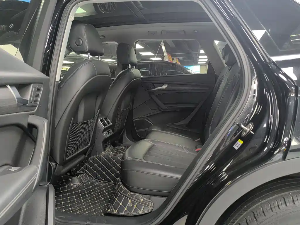 Audi Q5L 2020 45 TFSI exclusive and elegant model купить на сайте DeffCars
