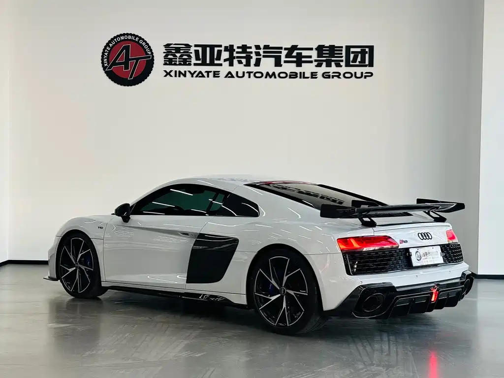 Audi R8 2022 V10 Coupe performance купить на сайте DeffCars
