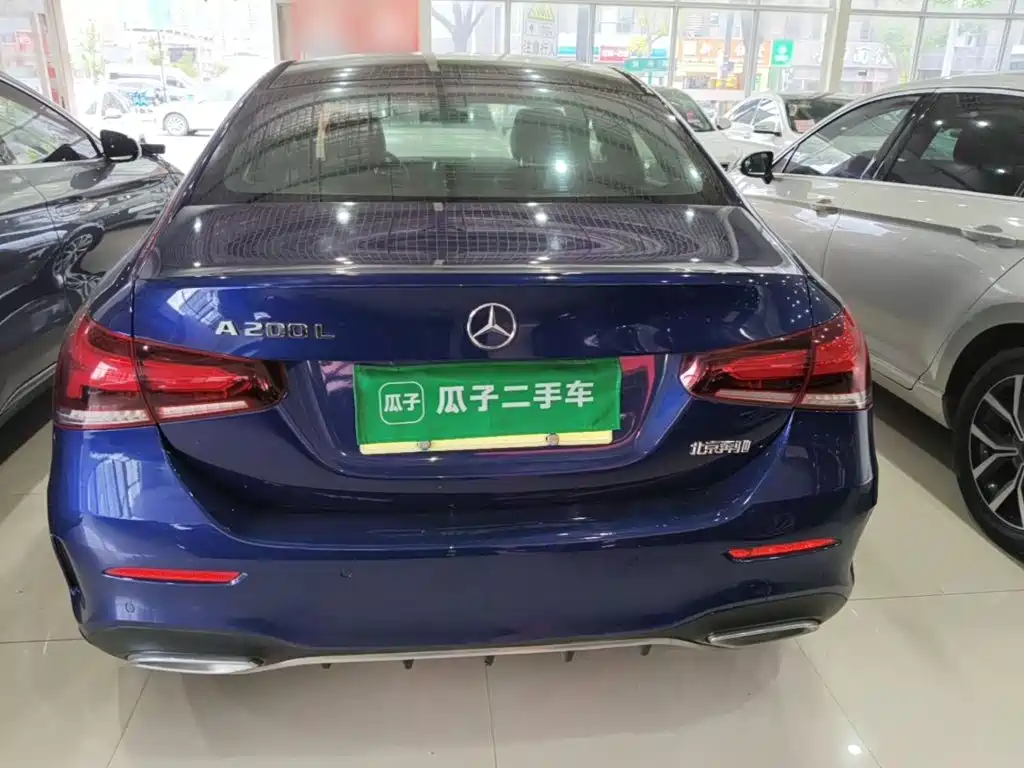 Mercedes-Benz A-Class 2020 Facelift A 200 L Sports Sedan Fashionable купить на сайте DeffCars