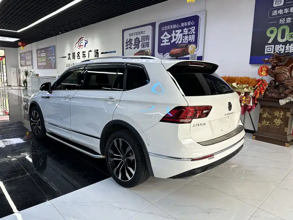 Tiguan L 2021 330TSI automatic two-wheel drive R-Line version купить на сайте DeffCars