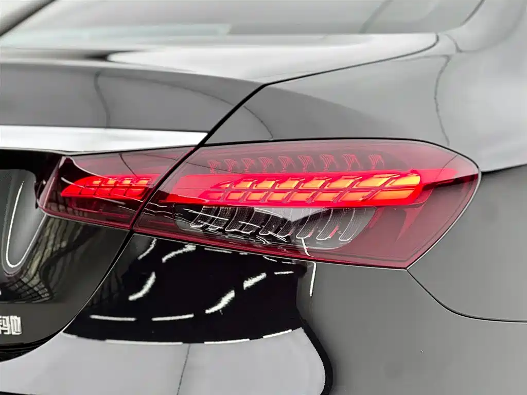 Mercedes-Benz E-Class 2021 E 260 L купить на сайте DeffCars