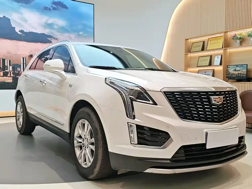 Cadillac XT5 2022 2.0T two-wheel drive luxury model купить на сайте DeffCars