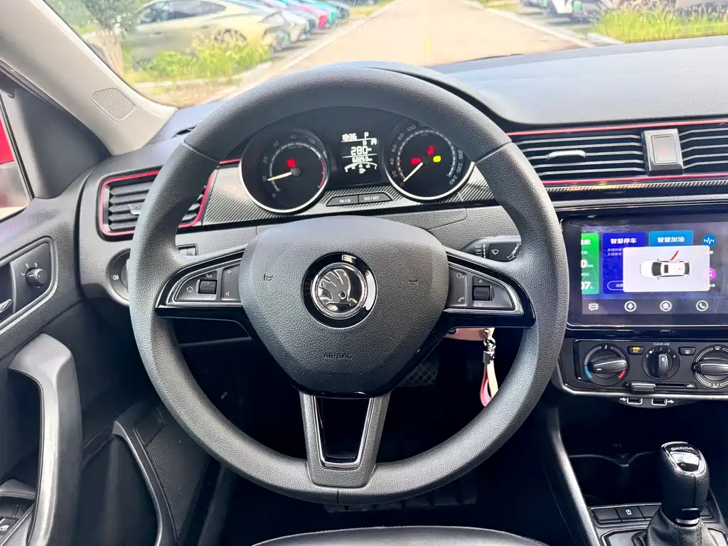Xindong (Rapid Spaceback) 2020 1.5L automatic comfort version купить на сайте DeffCars