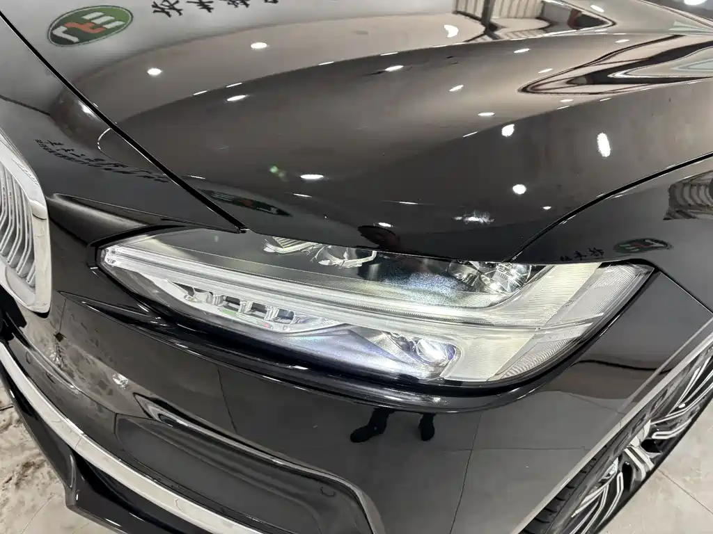 Volvo S90 2025 B5 Zhiyuan Luxury Edition купить на сайте DeffCars
