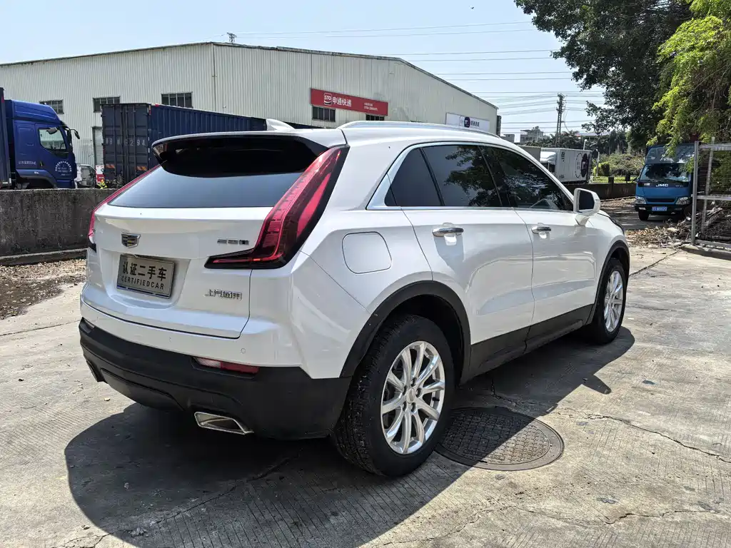 Cadillac XT4 2018 28T two-wheel drive technology купить на сайте DeffCars