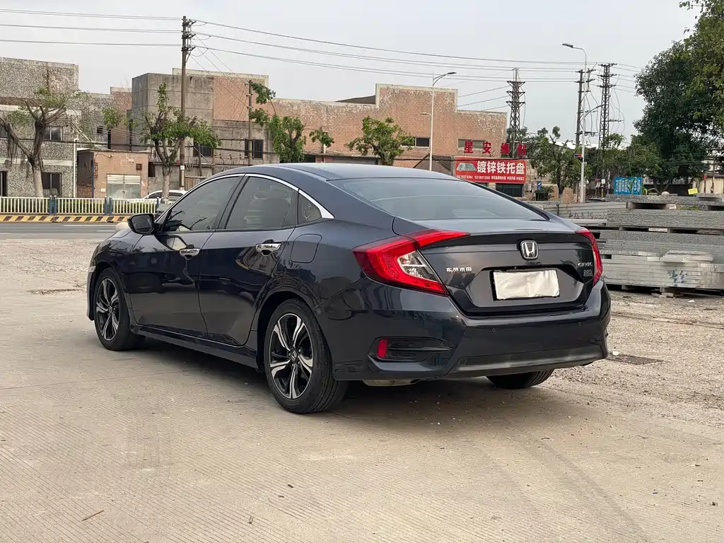Civic 2016 220TURBO CVT Premium Edition купить на сайте DeffCars