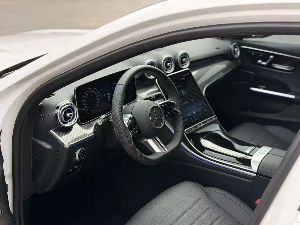Mercedes-Benz C-Class 2025 C 260 L Sports Edition купить на сайте DeffCars