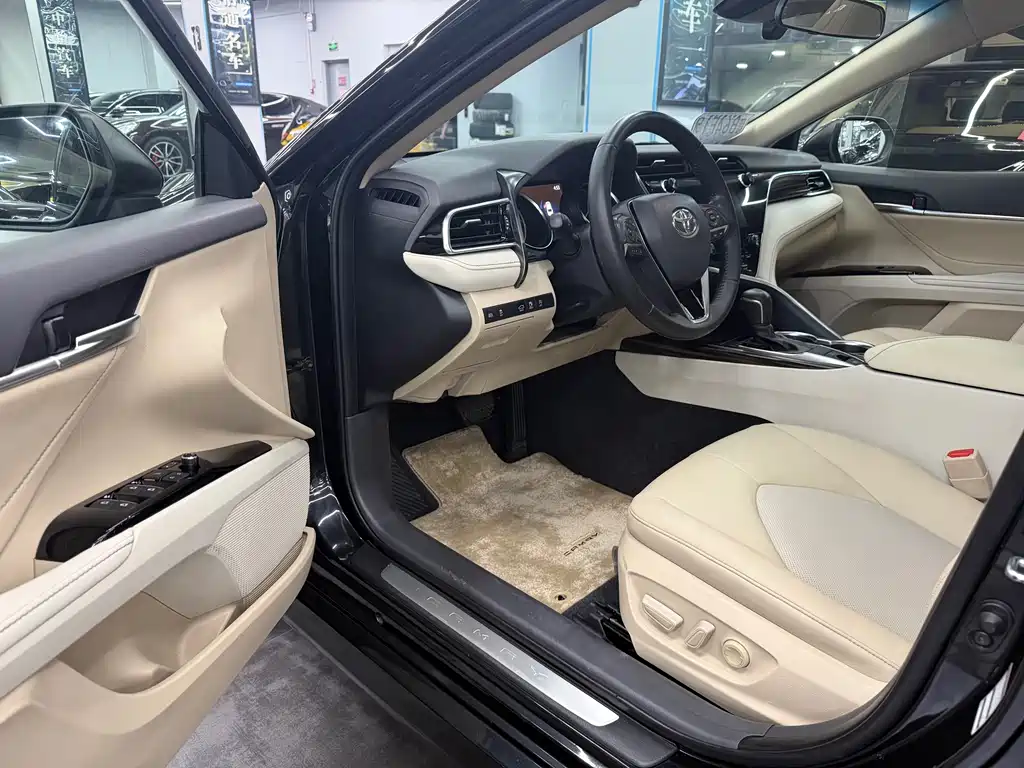 Camry 2019 2.0G Deluxe Edition National V купить на сайте DeffCars