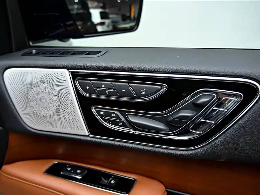 Navigator 2020 3.5T Honor Edition купить на сайте DeffCars