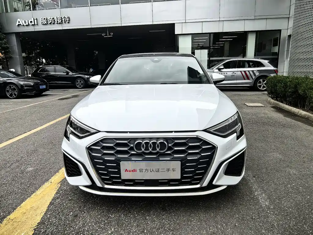 Audi A3 2021 Sportback 35 TFSI stylish and sporty купить на сайте DeffCars