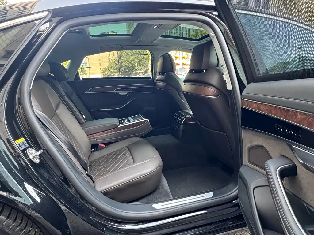 Audi A8 2021 A8L 50 TFSI quattro luxury model купить на сайте DeffCars