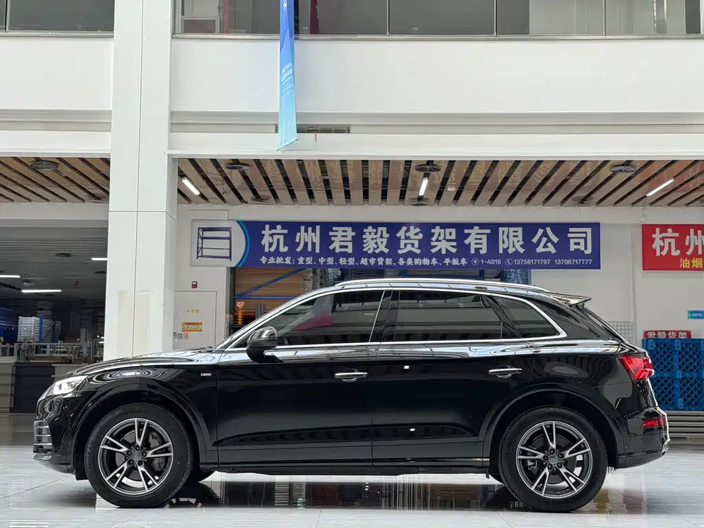 Audi Q5L 2020 facelift 40 TFSI enjoys fashionable style купить на сайте DeffCars
