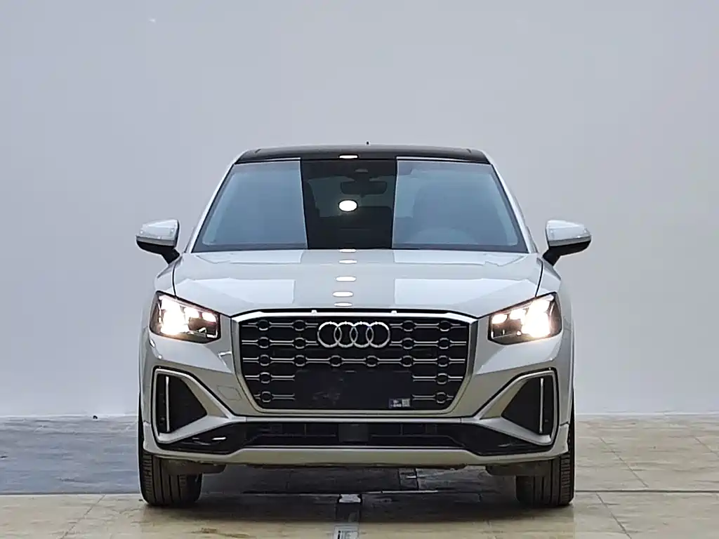 Audi Q2L 2022 35 TFSI aggressive and dynamic model купить на сайте DeffCars