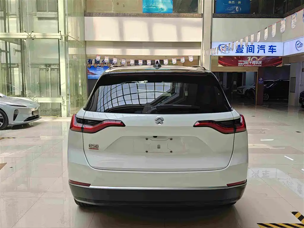 NIO ES8 2020 415KM seven-seater version купить на сайте DeffCars