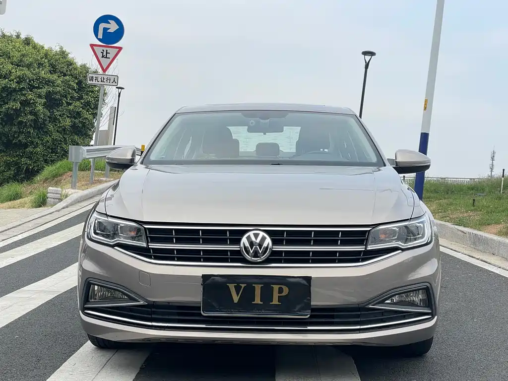 Bora 2020 1.5L automatic elite model купить на сайте DeffCars