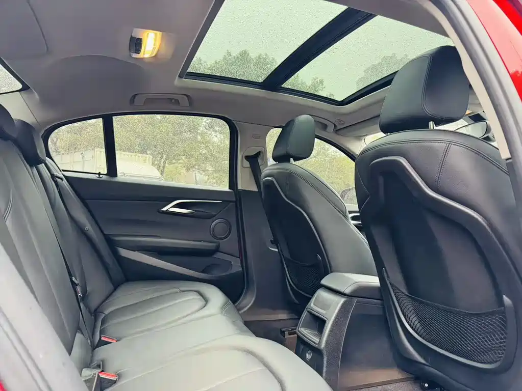 BMW 1 Series 2017 118i Sports купить на сайте DeffCars