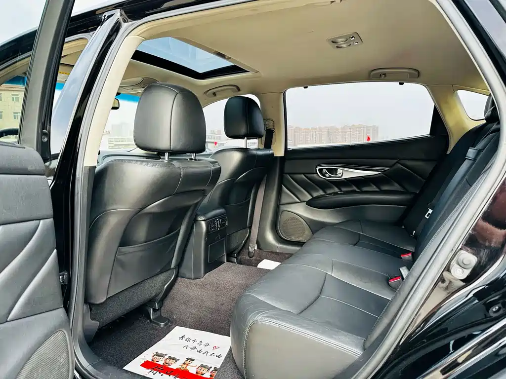 Infinity Q70 2015 Q70L 2.5L Elite Edition купить на сайте DeffCars