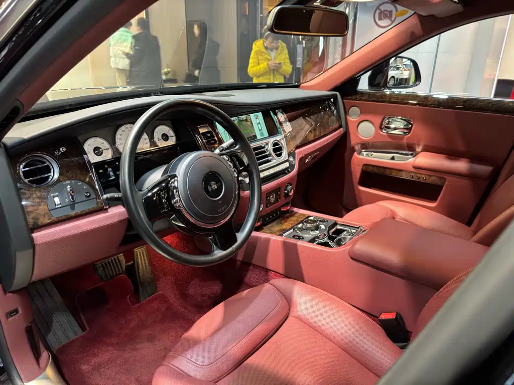 Ghost 2015 Series II Extended Edition купить на сайте DeffCars