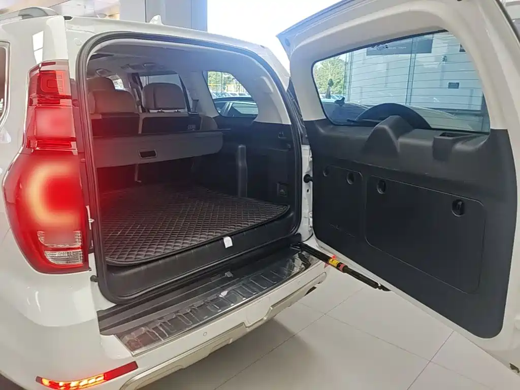 Haval H9 2017 2.0T gasoline four-wheel drive exclusive model 5 seats купить на сайте DeffCars