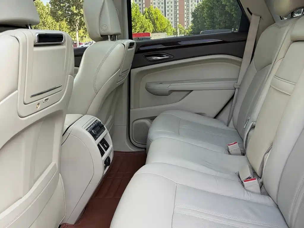 Cadillac SRX 2010 3.0L Deluxe Edition купить на сайте DeffCars