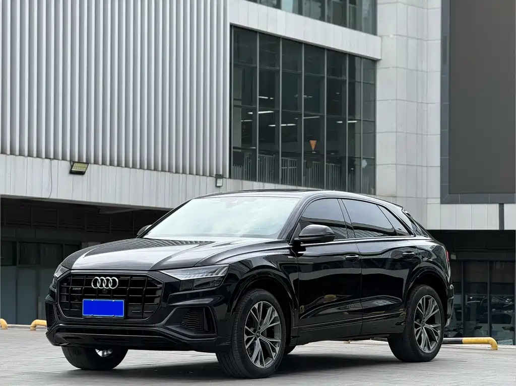 Audi Q8 2022 55 TFSI luxury and dynamic model купить на сайте DeffCars