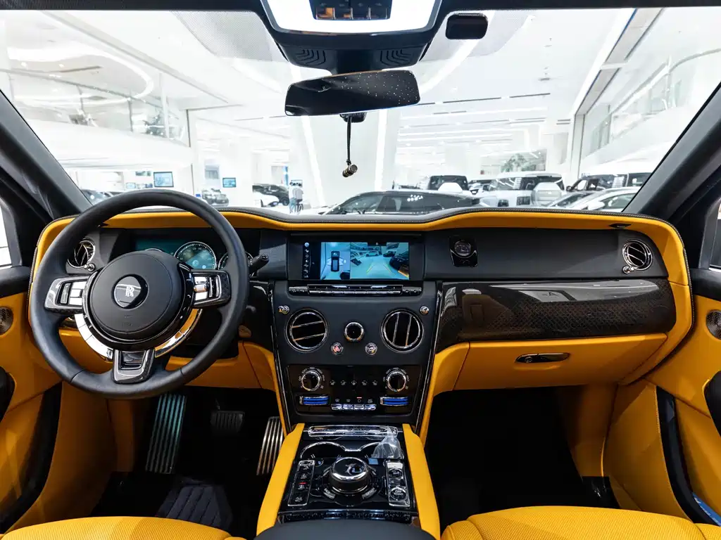 Cullinan 2024 Black Badge купить на сайте DeffCars