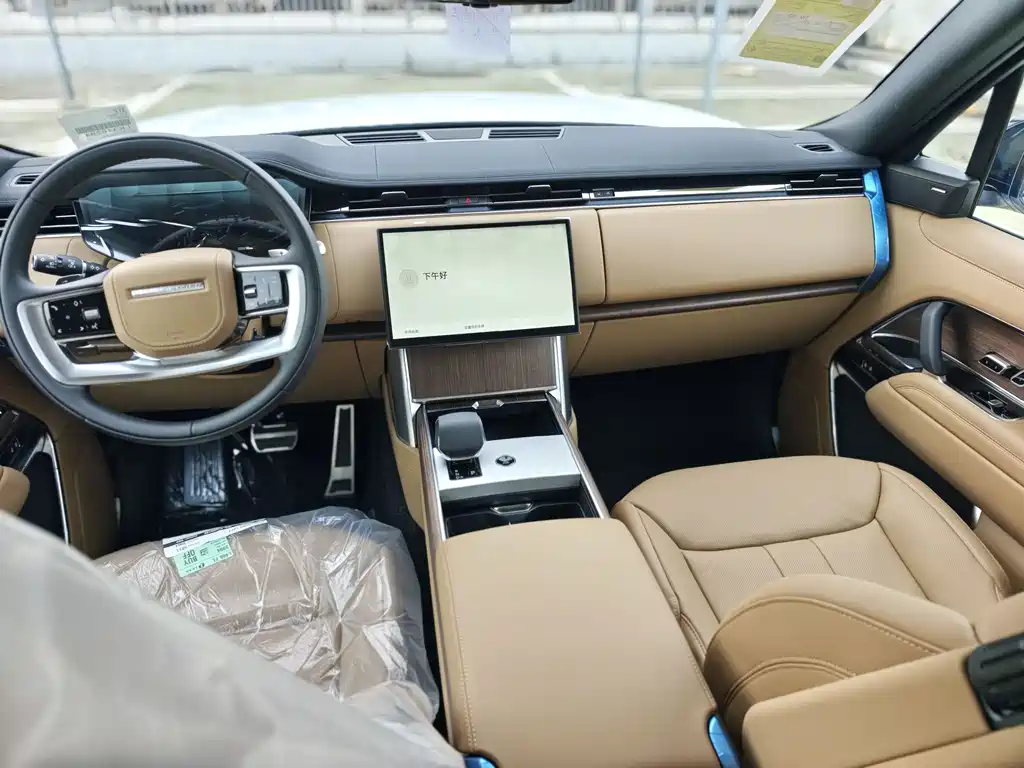 Range Rover 2026 3.0 L6 400PS SE long axis version купить на сайте DeffCars
