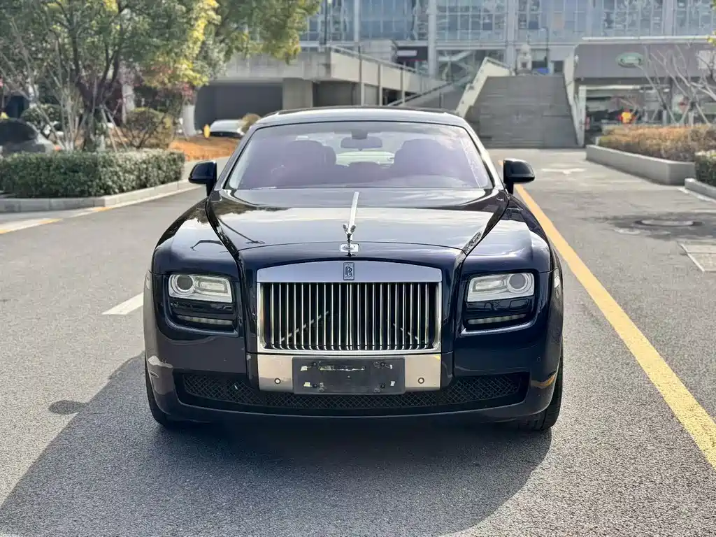 Ghost 2014 6.6T Standard Edition купить на сайте DeffCars