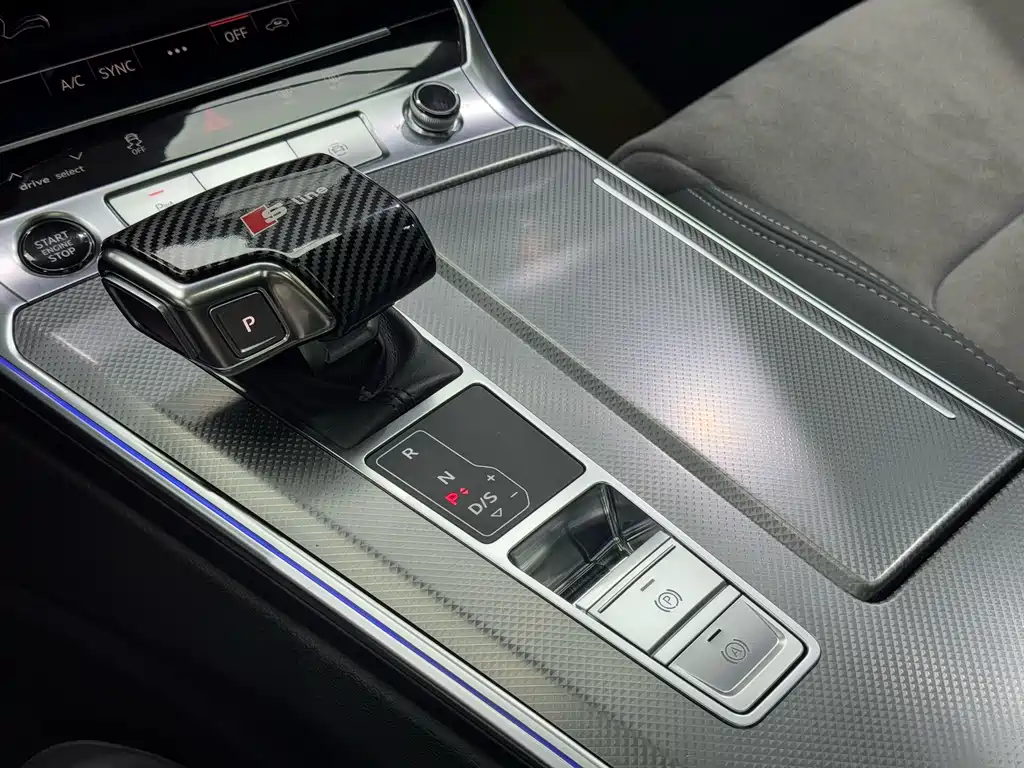 Audi A6L 2023 40 TFSI luxury and dynamic model купить на сайте DeffCars
