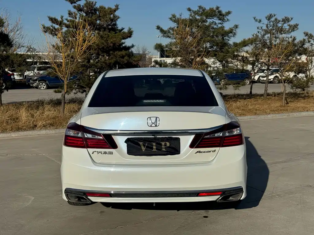 Accord 2016 2.0L Elite Edition купить на сайте DeffCars