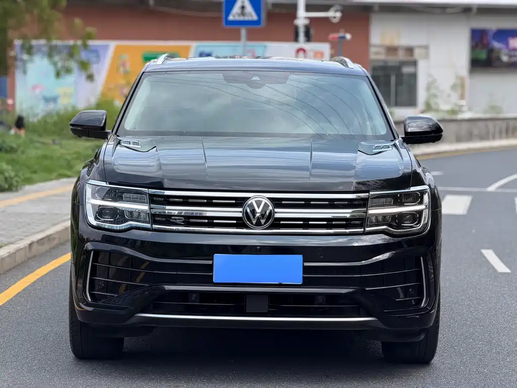 Touron 2024 Touron X 380TSI four-wheel drive luxury version купить на сайте DeffCars