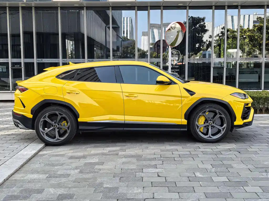Urus 2021 4.0T V8 купить на сайте DeffCars