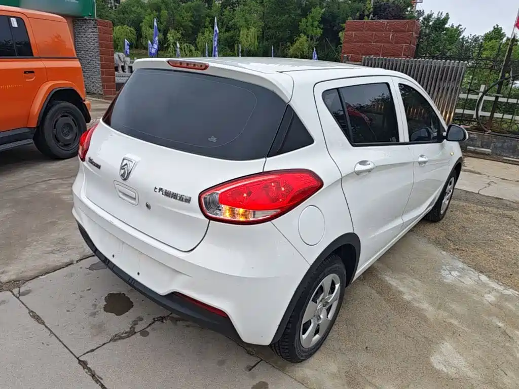 Baojun 310 2020 1.2L manual comfort model купить на сайте DeffCars