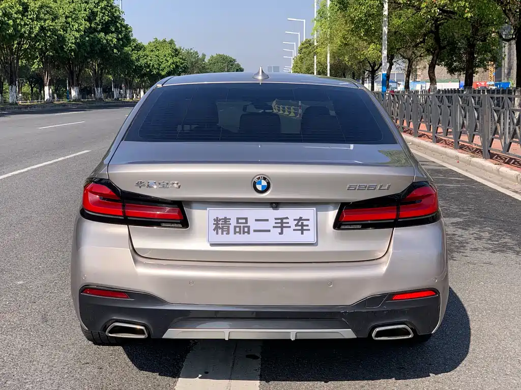 BMW 5 Series 2021 525Li Luxury Package купить на сайте DeffCars