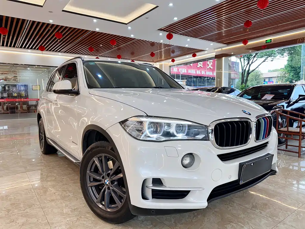 BMW X5 (импорт) 2014 xDrive35i Leading купить на сайте DeffCars