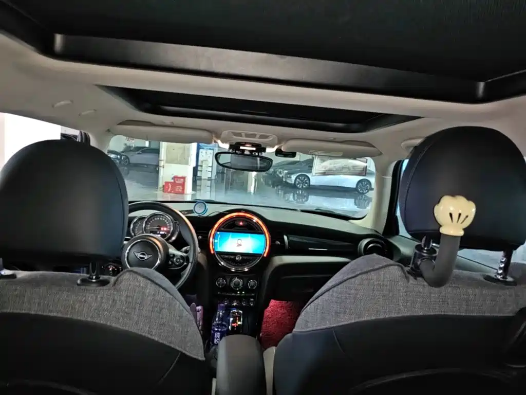 MINI 2019 1.5T COOPER Classic купить на сайте DeffCars