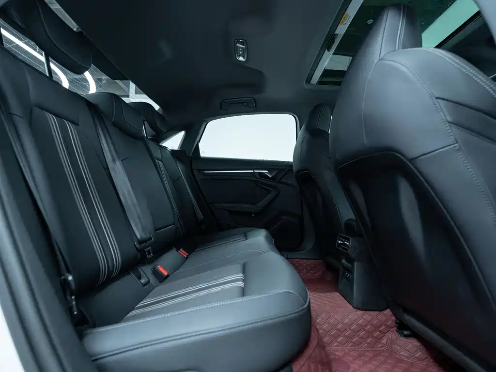Audi A3 2024 A3L Limousine 35 TFSI Fashionable and Sporty купить на сайте DeffCars