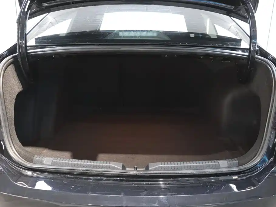 Lavida 2023 1.5L automatic full version купить на сайте DeffCars