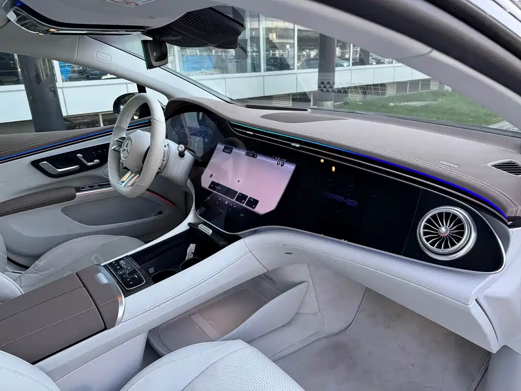 Mercedes-Benz EQS AMG 2022 AMG EQS 53 4MATIC+ купить на сайте DeffCars