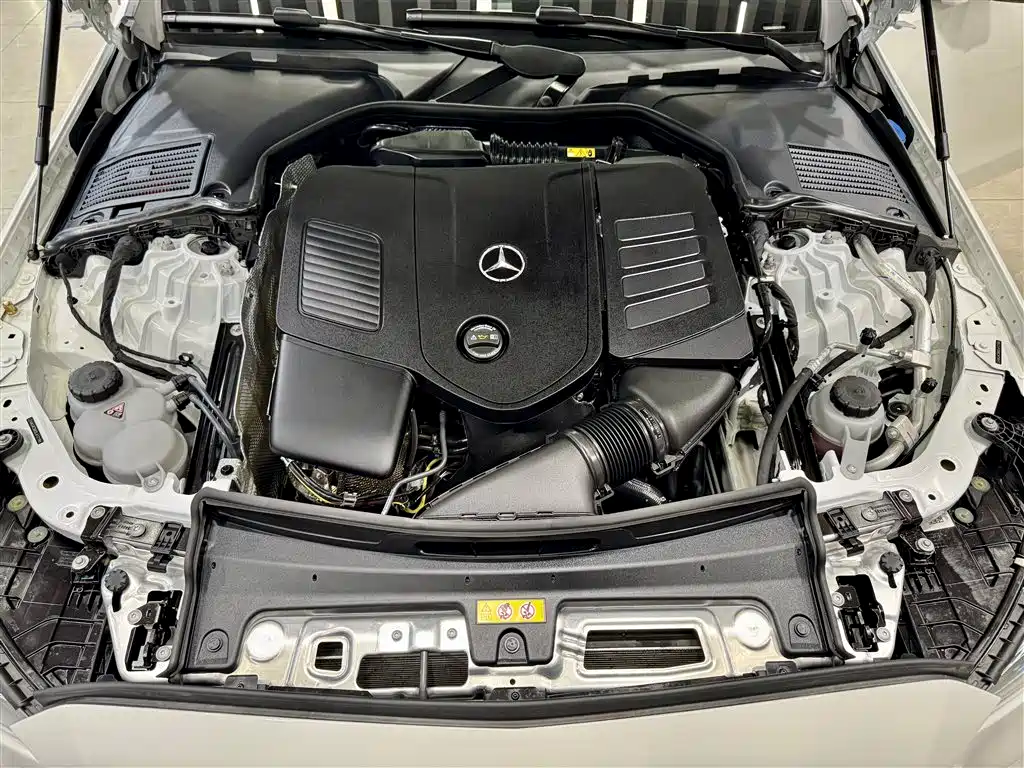 Mercedes-Benz C-Class 2025 facelift C 260 L sports version купить на сайте DeffCars