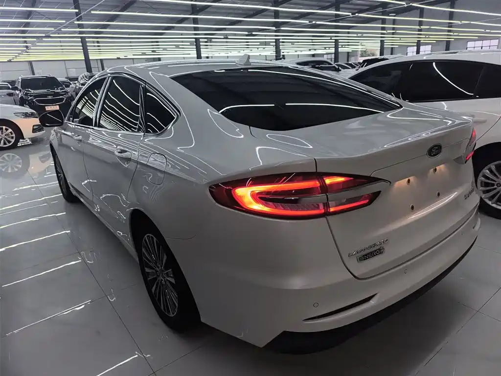 Mondeo New Energy 2018 2.0 PHEV Smart Control Fashion National VI купить на сайте DeffCars