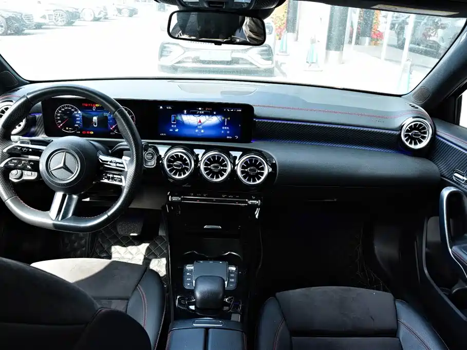 Mercedes-Benz A-Class 2022 A 200 L Sports Sedan Fashionable купить на сайте DeffCars